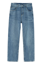 Straight Leg Jeans with Pockets